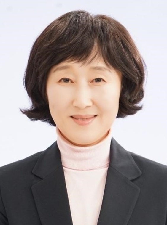 Yoon, Yeong Mi